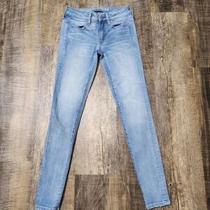 American eagle women's jeans.